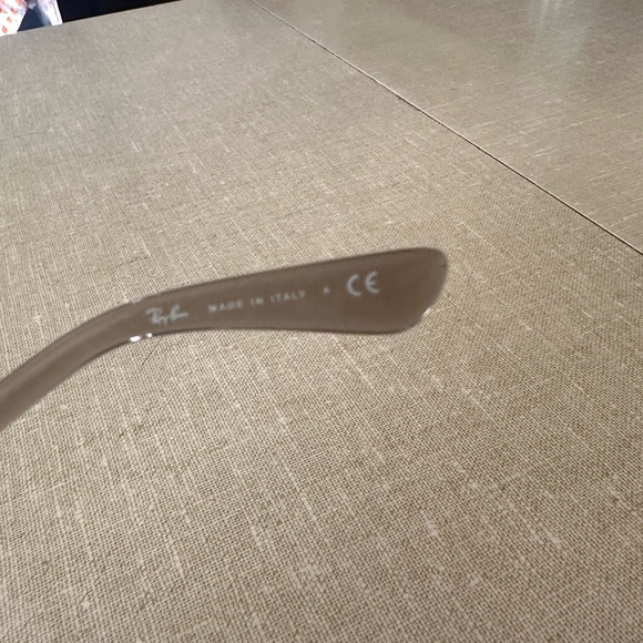 Rayban - Picture 3 of 4